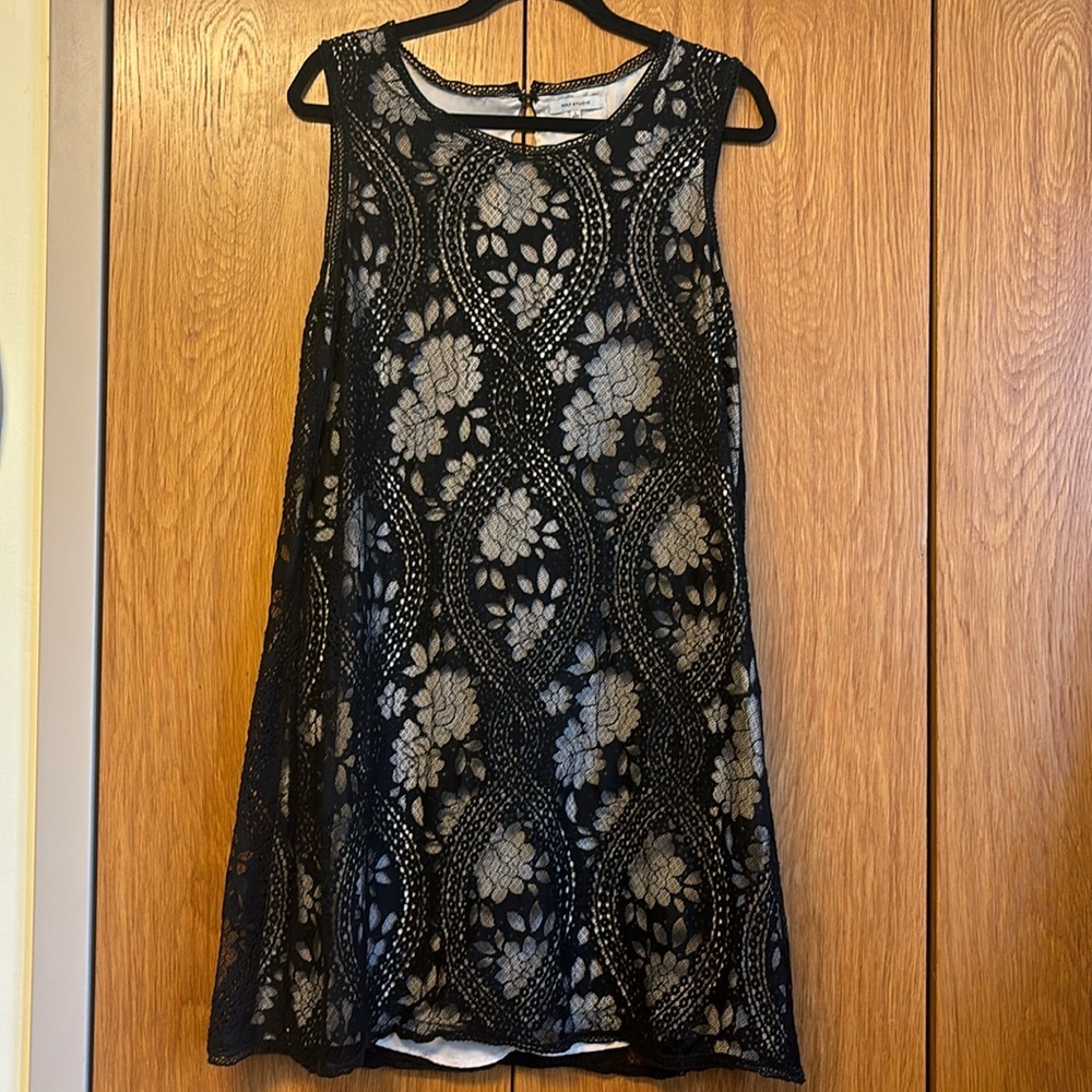 Black lace dress